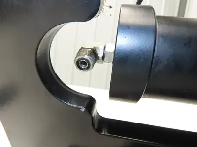 Yale 4041725 Dual-Wheel Rear Steer Axle Assembly Off ERP035VTN36TE084 Forklift