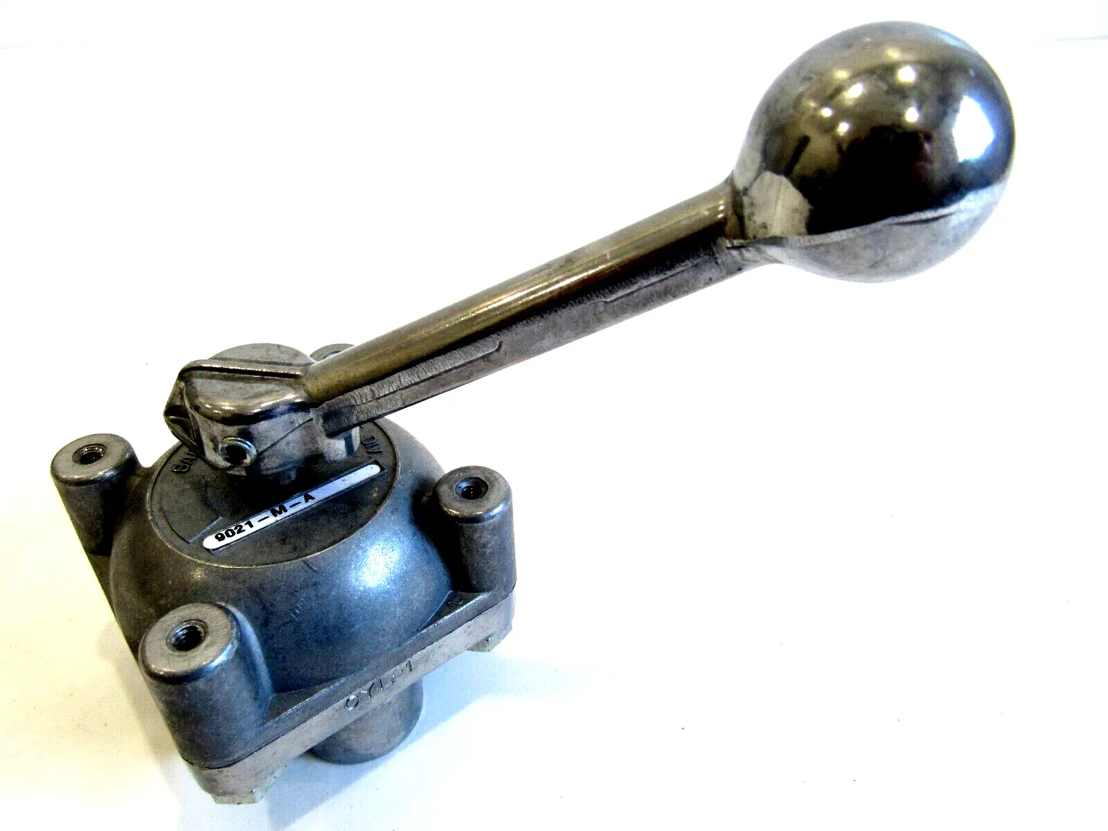 NEW BARKSDALE CONTROLS 9021-M-A VALVE 9021MA