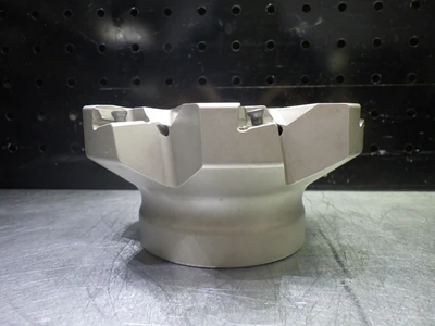 Ingersoll 5" Coolant Thru Indexable Facemill 1.5" Arbor EF6J-05R01 (LOC2456)