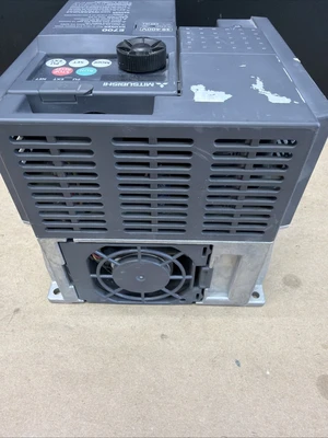 USED Mitsubishi Electric FR-E740-060-NA