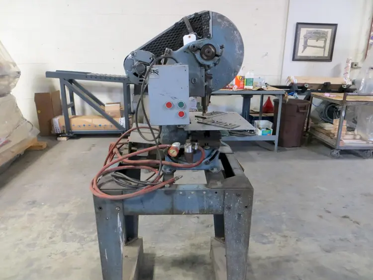 Used FAMCO _UNKNOWN_ O.B.I. Presses New York US | Federal Equipment #205195