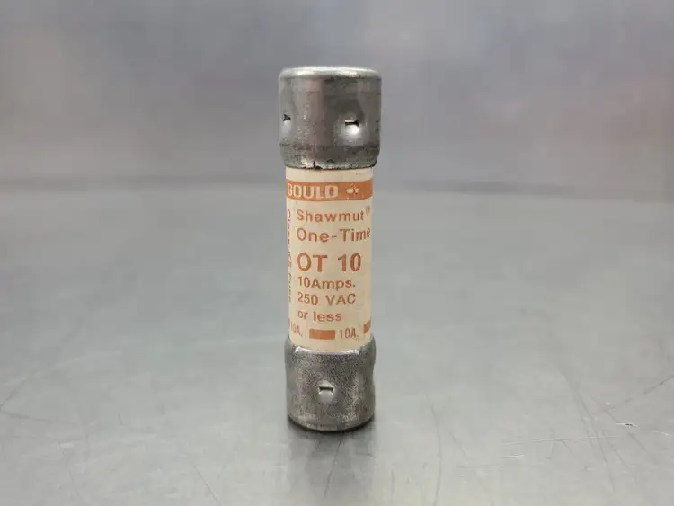 Used Gould-Shawmut OT10 Fuses | Palmetto Automation #1156394