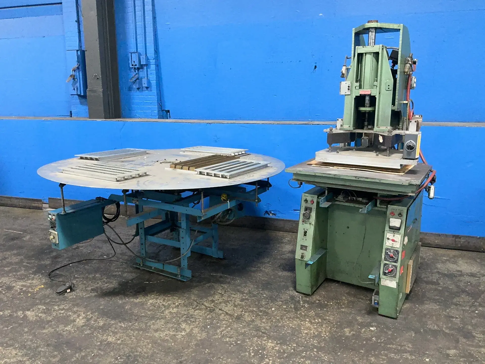 Used THERMATRON KF64 Miscellaneous Packaging Equipment Ohio US | HGR 24 #1427479