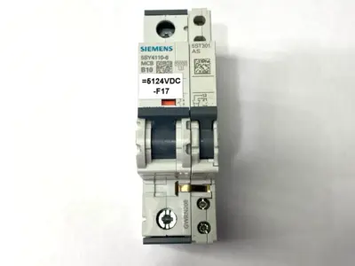 USED SIEMENS CIRCUIT BREAKER 1P 10A W/ 5ST3010 AUXILIARY SWITCH