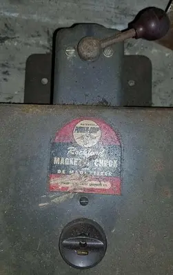 USED ROCKFORD POWER GRIP DEMAGNITIZING CHUCK