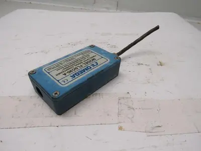 Omega FLSC90-A Fiber Optic Signal Conditioner