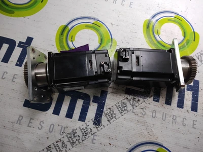 USED YASKAWA FUJI NXT SGMAS-04A2A-FJ13