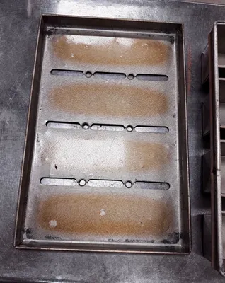 CHICAGO METALLIC CORP. 44685 Loaf Pans | Envoy Equipment LLC (2)