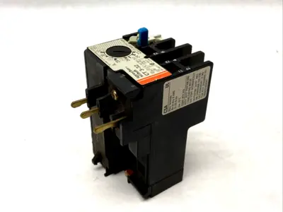 Thermal Overload Relay | Sprecher+Schuh CT3-32  3-Pole 23-32A - Used