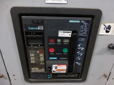 Siemens WL Switchgear, 480V, 7-Section, 4000/1600A Breakers
