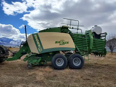 USED 2009 KRONE BP12130XC
