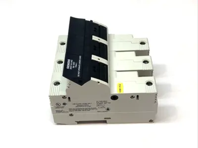Used Siemens Fuse Holder Class J 30A 600V w/ 3x Bussman LPJ-4SP Fuses Fuse Accessories Michigan US | Maverick Industrial Sales #1389522