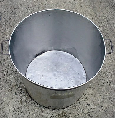USED 100 GALLON SS TANK 100 GALLON