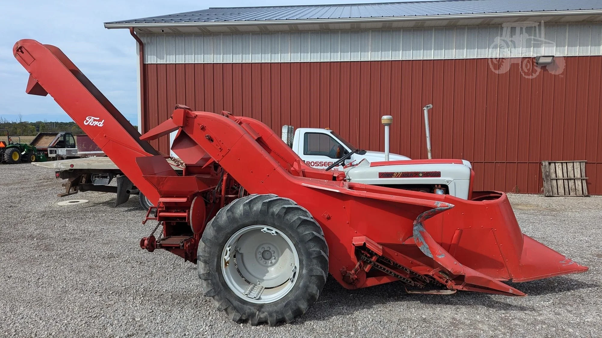 USED 1957 FORD 971