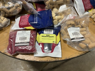 Used MIXED LOT OF BOTTLE CAPPING ACCESSORIES Cappers Michigan US | Miedema Asset Management Group #1761553