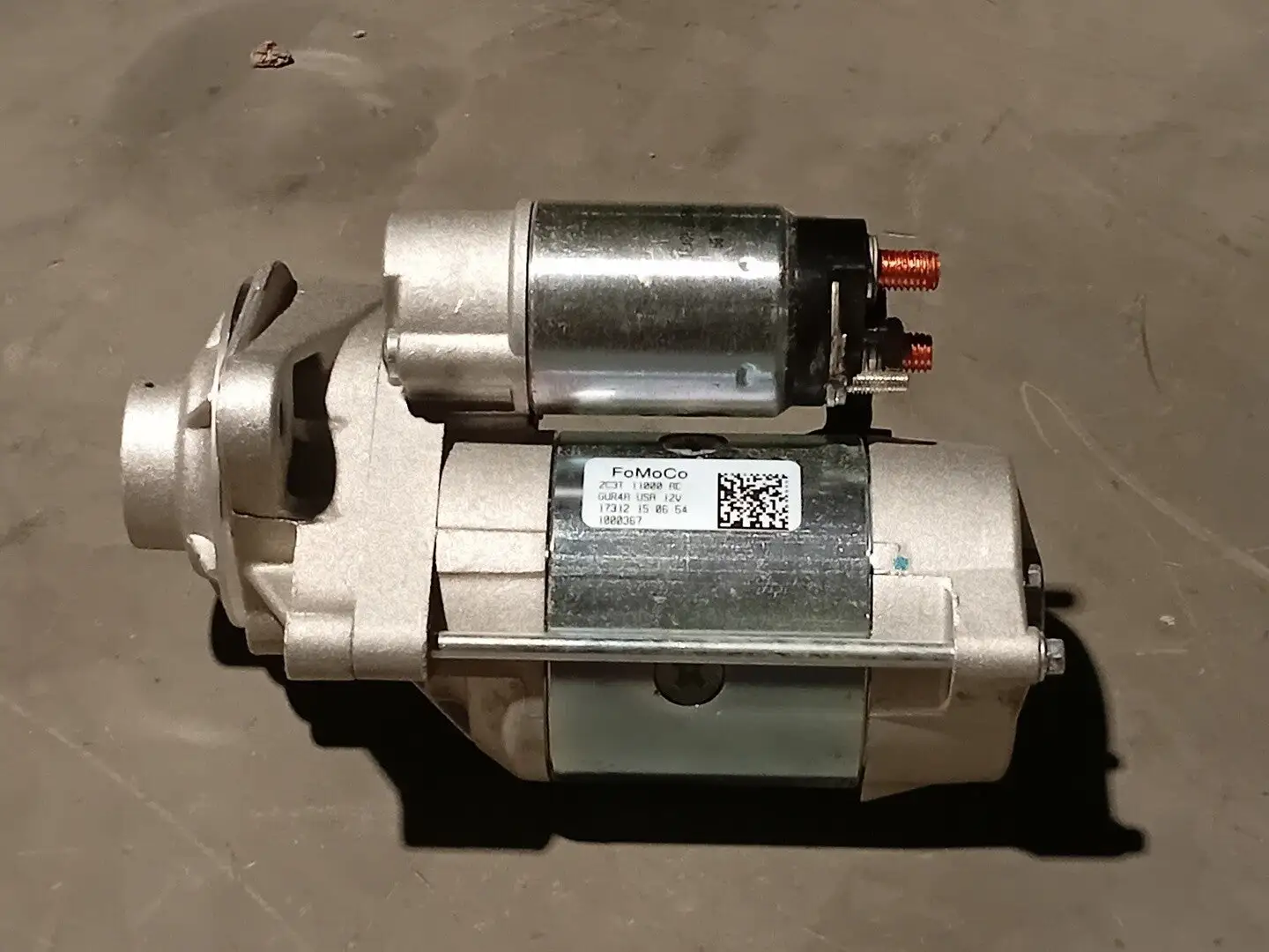 NEW FORD 2C3Z-11002-AA