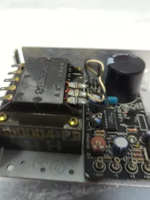 USED POWER-ONE HB5-3/OVP