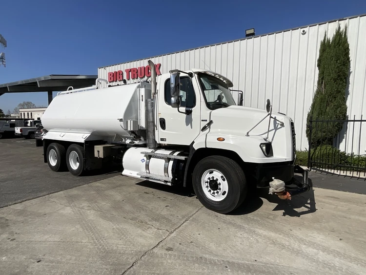Used 2018 FREIGHTLINER 114SD Water Trucks California US | Big Truck & Equipment #1412198