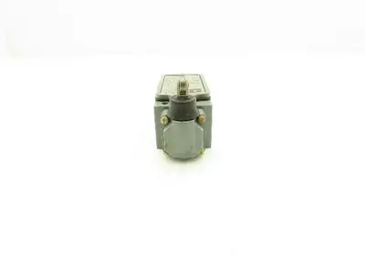 Cutler-Hammer 10316H3042C Type L Limit Switch Plunger Style 600VAC Hazardous Loc