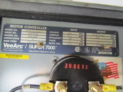 Veearc/Super 7000 SCE431H1E1X 3HP Motor Controller Adjustable Frequency Drive