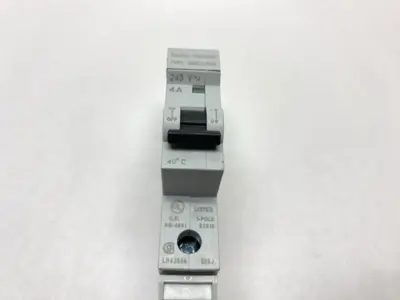 New | in-Stock Cutler-Hammer 240V Breaker, Din Rail Mount 4A Circuit Breakers Michigan US | Maverick Industrial Sales #1486170