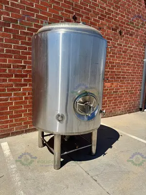 Unknown Brand 1500 Liters Stainless Steel Jacketed Holding Tank