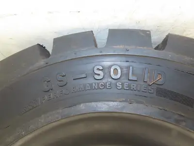 GS-Solid 18X7-8 4.33 Forklift Tire Resilient Solid Traction Black