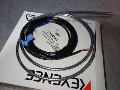 NEW KEYENCE EH305S