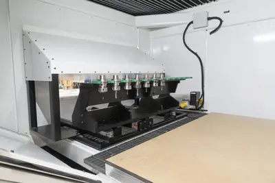 C.R. ONSRUD F144Q 5-Axis CNC Mill | Tornquist Machinery Company (2)