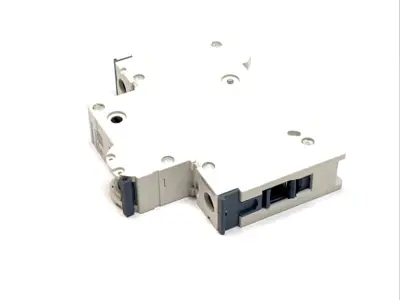 USED SIEMENS MINIATURE CIRCUIT BREAKER–1‑POLE