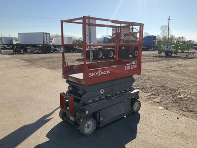 Used SKYJACK 3219 ELECTRIC SCISSOR LIFT Scissor Lifters Michigan US | Miedema Asset Management Group #1761438