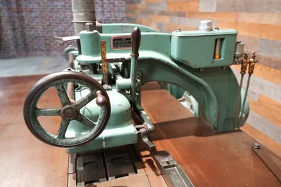 Diehl 75 Straight Line Rip Saw