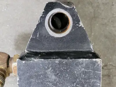 Used ROYAL ELECTRIC H2C2C2A2A1A Parts (Hydraulics and Pneumatics) British Columbia CA | Lenmark #266351