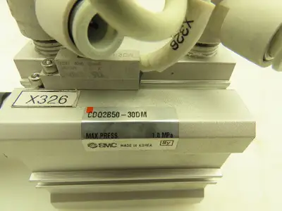SMC CDQ2B50-30DM Compact Air Cylinder 50mm Bore 30mm Stroke