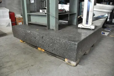 USED MITUTOYO LINER HEIGHT 600