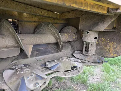 USED 2012 NEW HOLLAND H8080