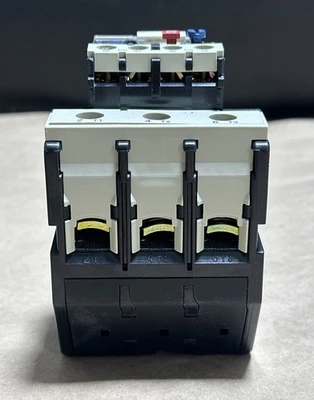 NEW Telemecanique LR2D3322
