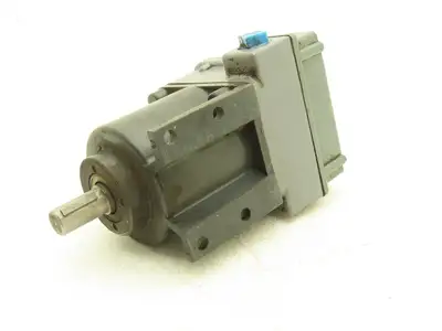 Hubbell  2210-232CC13  Pilot Duty Speed Switch Industrial Controls 5/8" Shaft