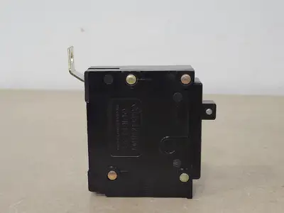 Used EATON M1640 Switchgears British Columbia CA | Lenmark #238496