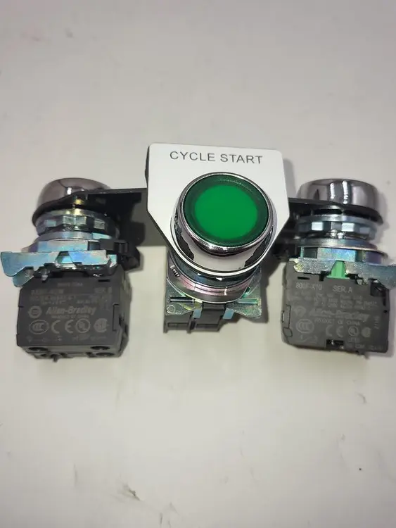Used ALLEN-BRADLEY ALLEN BRADLEY GREEN PUSH BUTTON 800FM-LE3 CONTACT BLOCKS 800F-X10 & 800F-N3W Contact Blocks | ND Industrial Surplus #1225342
