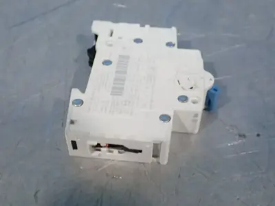 USED ALLEN BRADLEY 1492SPM1D020