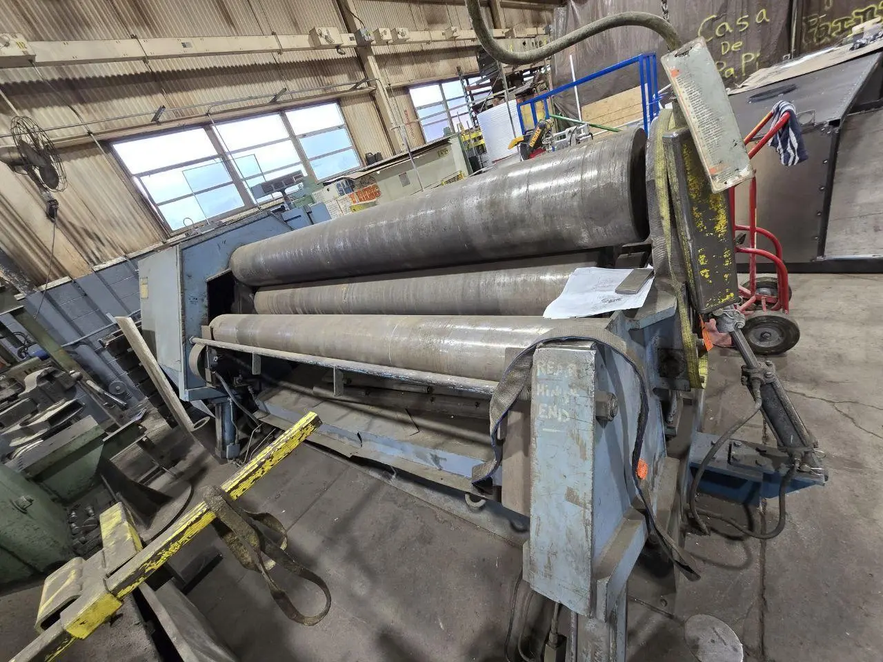 USED BERTSCH 50-08NEW 1994CAPACITY 96" X 1/2"TOP ROLL DIAMETER 12"SIDE ROLLS DIAMETER 10"