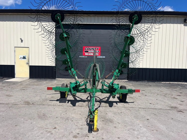 Used JOHN DEERE 702 V RAKE Hay Rakes Kentucky US | County Equipment Company LLC #941437