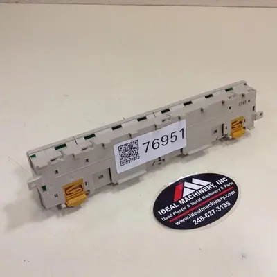 USED OMRON XW2B-40F5-P
