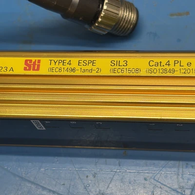 USED Omron F3SJ-A0635P20-L