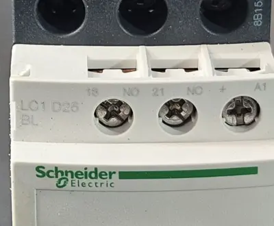 Schneider Electric LC1D25 / LAD4TBDL Contactor (BIN731)