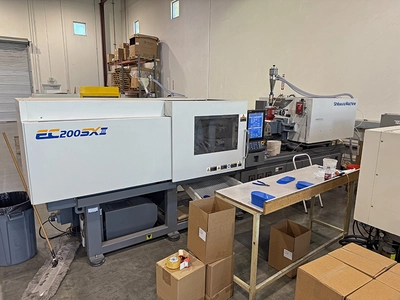 Immaculate Toshiba Injection Molders and Late Haas VMC Facilities