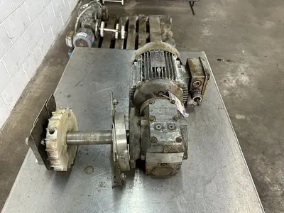 USED SEW-EURODRIVE SAF47DT90S4