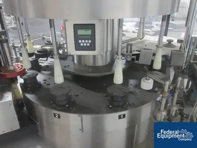 USED PE Labellers PE Labellers Rotary Labeler, Model Master