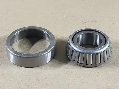 NEW KOYO 32206JR